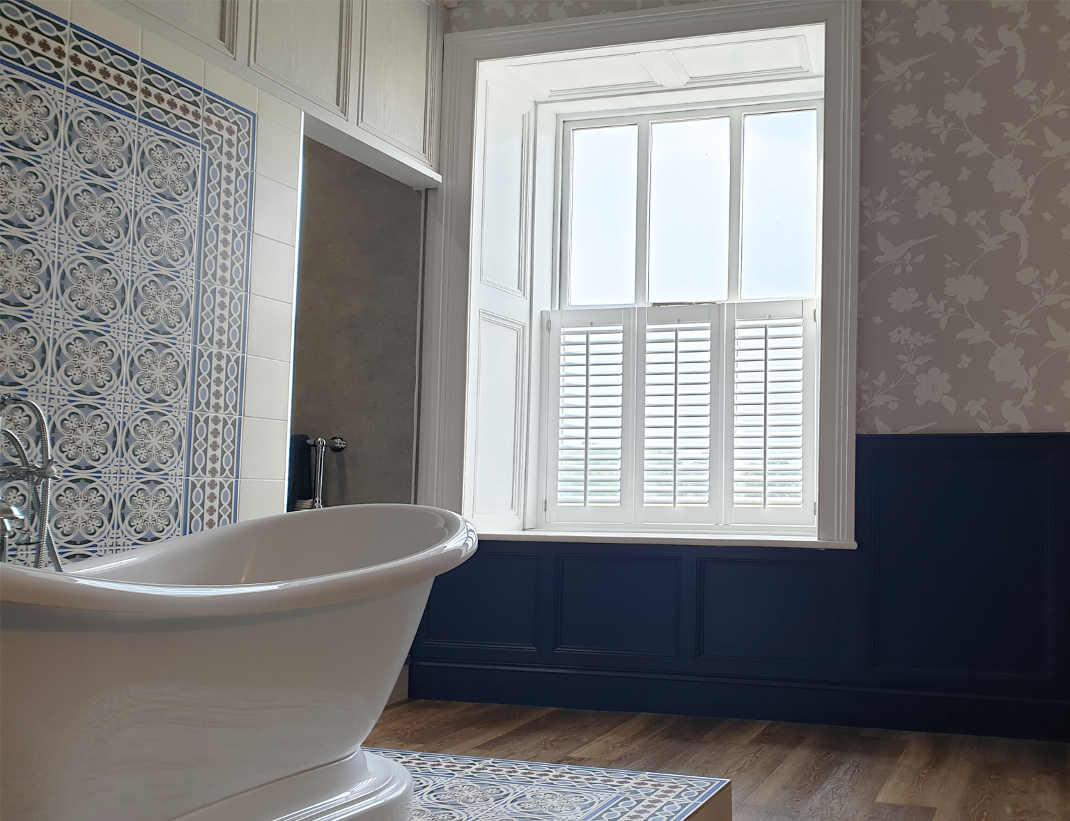 clitheroe-blinds-cafe-style-shutters-1