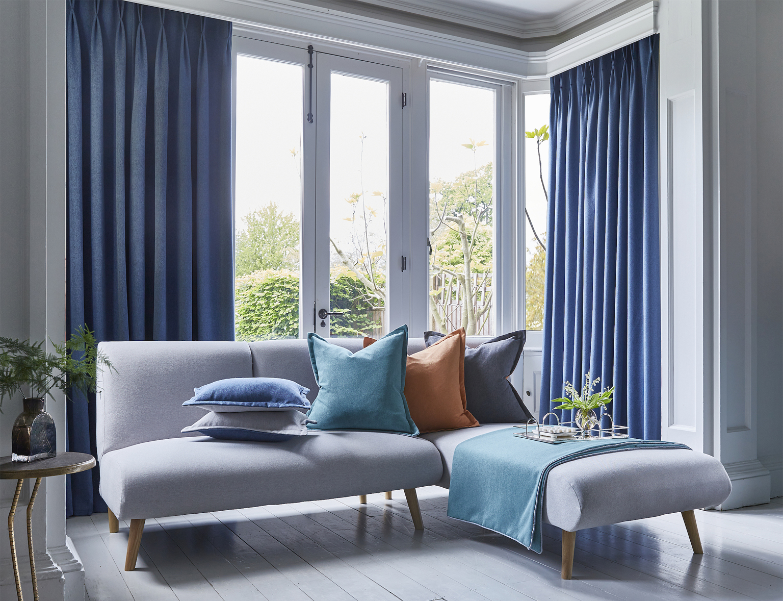 clitheroe-blinds-double-pinch-curtains-1