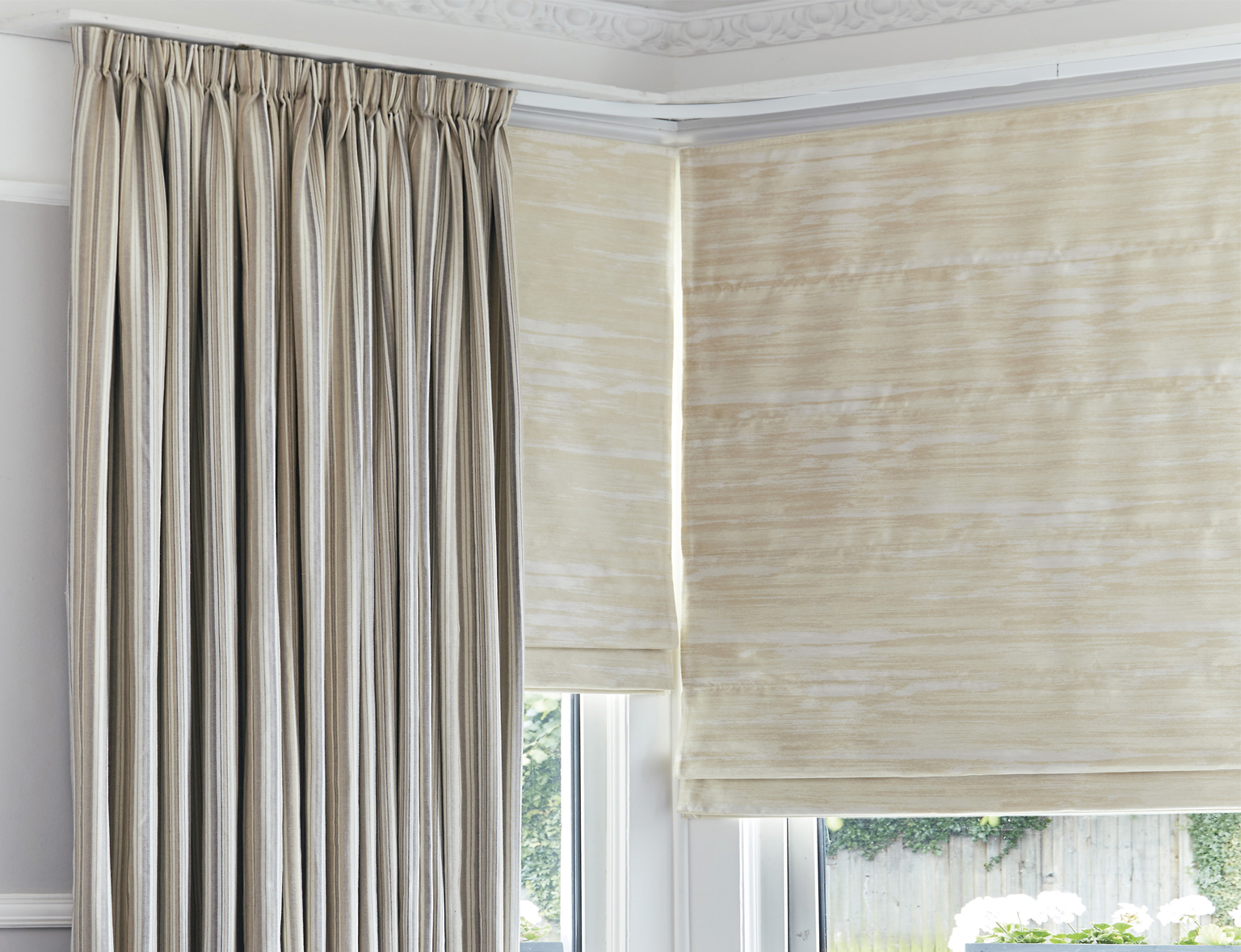 clitheroe-blinds-pencil-pleat-curtains-3