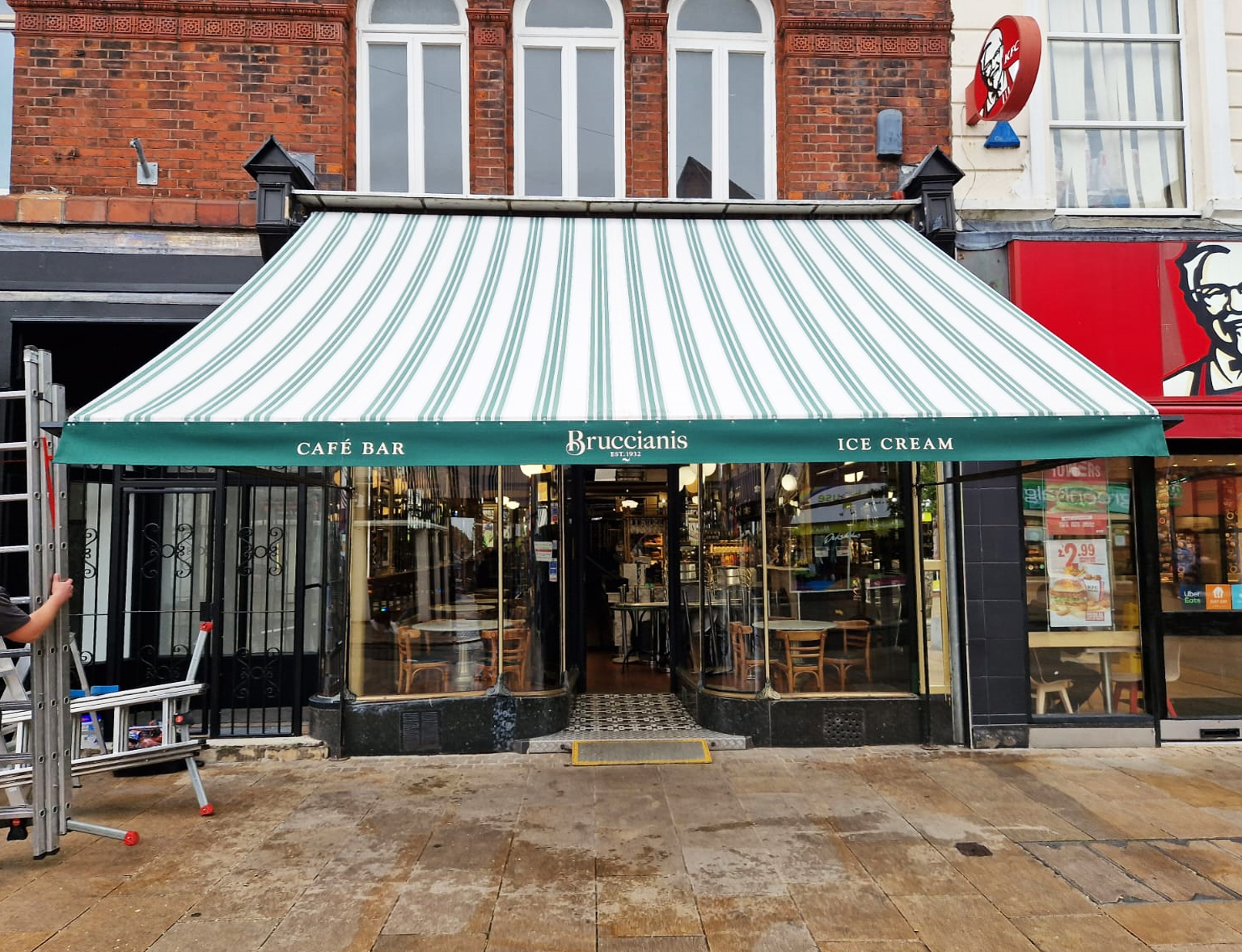 clitheroe-blinds-shop-outdoor-canopies-3