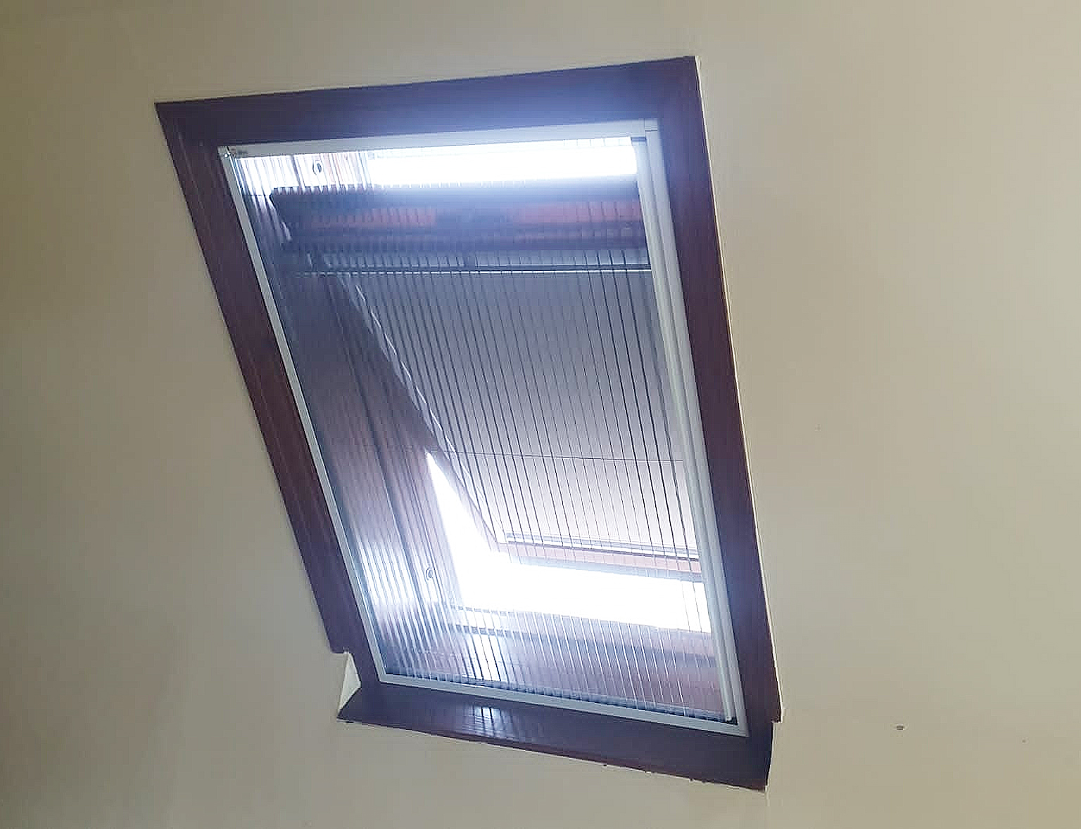 clitheroe-blinds-insect-screen-3