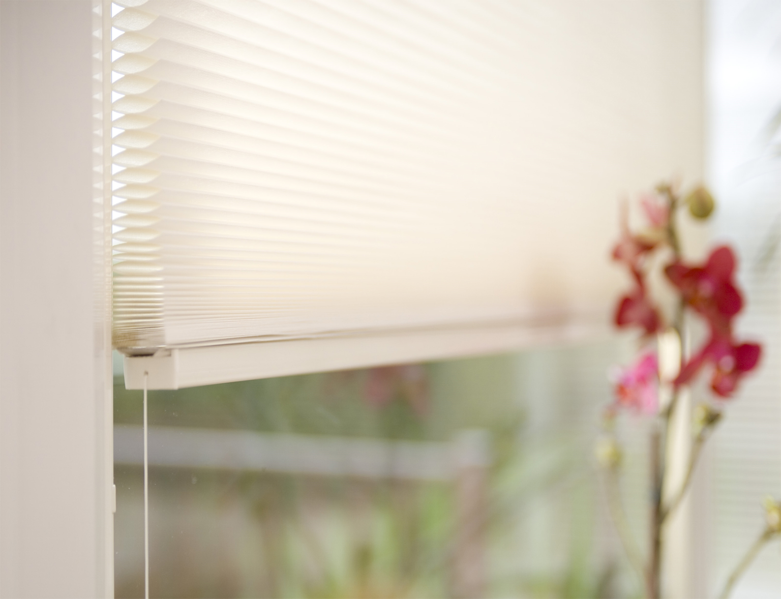 clitheroe-blinds-intu-pleated-blinds-3