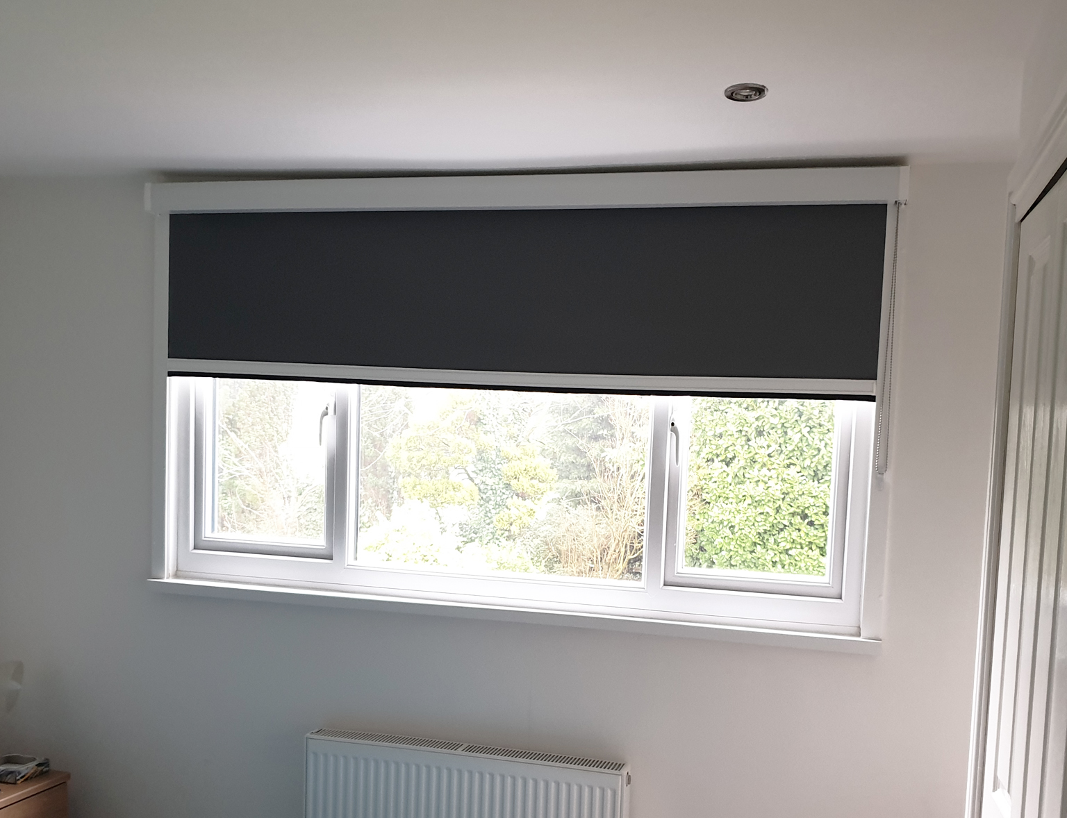 clitheroe-blinds-roller-blinds-side-channels-3