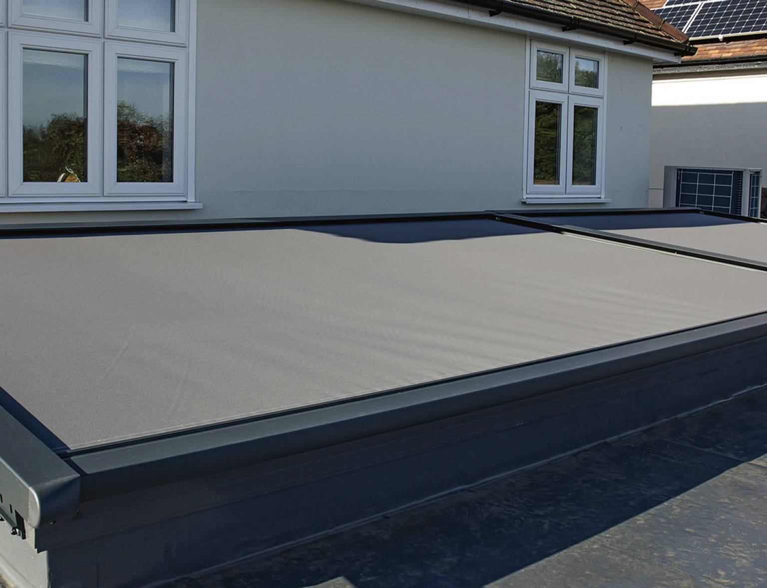 clitheroe-blinds-conservatory-outdoor-roof-blinds-main